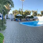 Ilios Pensionat Fira (Santorini)