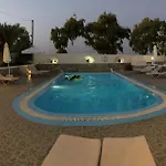 Ilios 4* Fira (Santorini)
