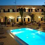 Ilios 4* Fira (Santorini)