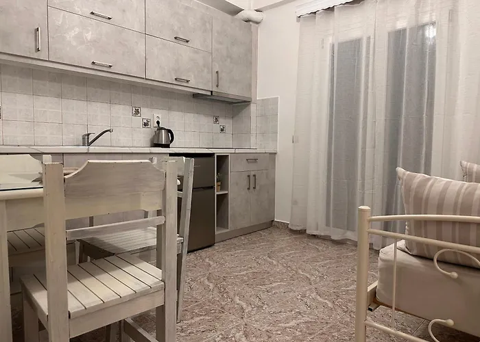 Ilios Fira (Santorini)