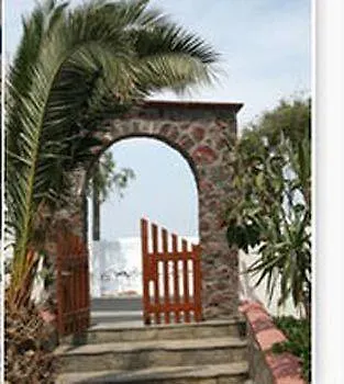 Ilios 4* Fira (Santorini)