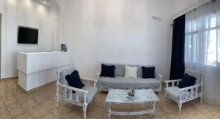 Ilios 4* Fira (Santorini)