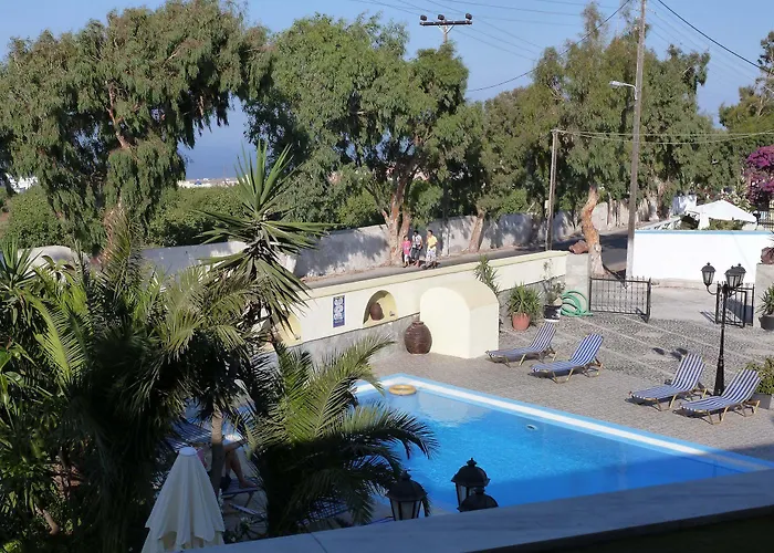 Ilios Pensión Fira (Santorini)